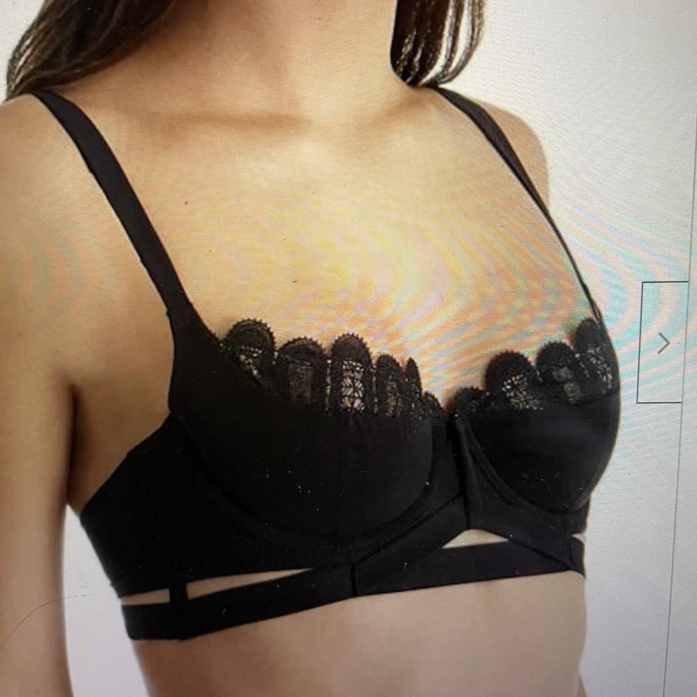 Felina Unveiled Venetian Convertible Bra